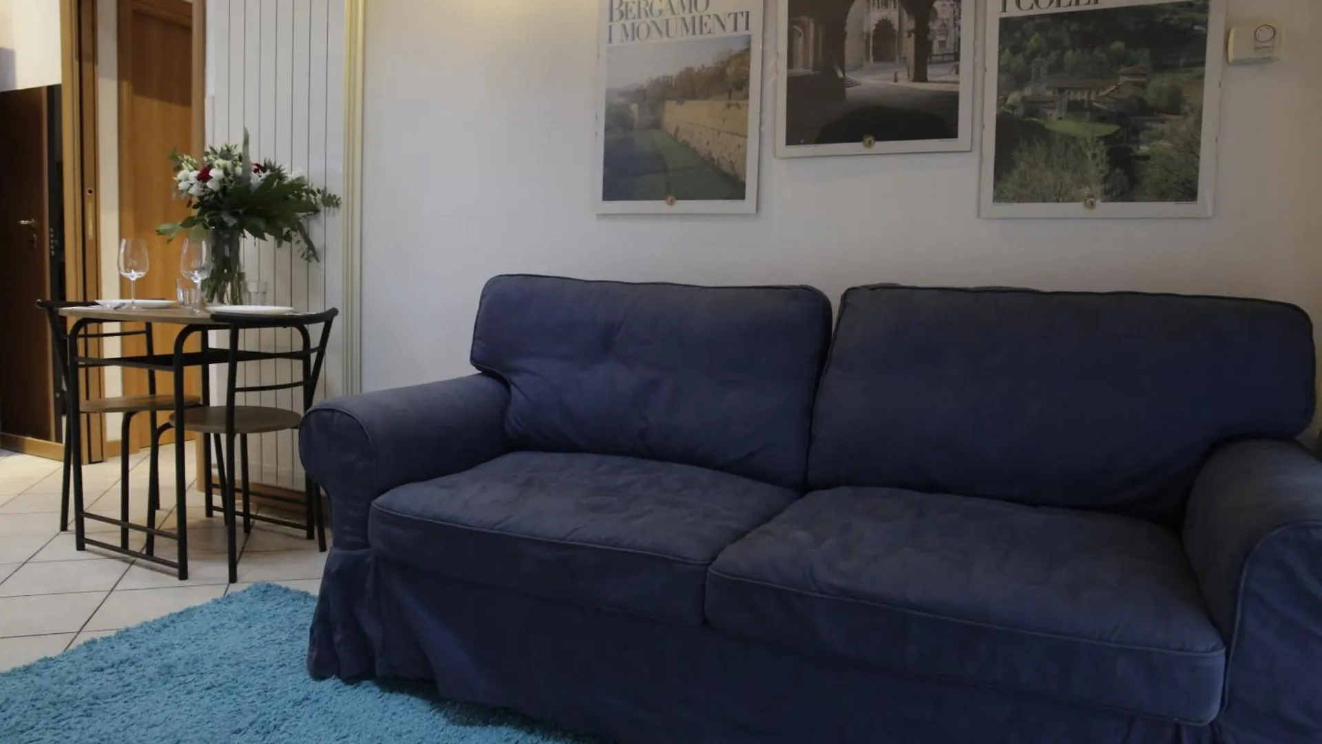 Apartament Midnight Blues For 3 People Near The Airport Azzano San Paolo Włochy