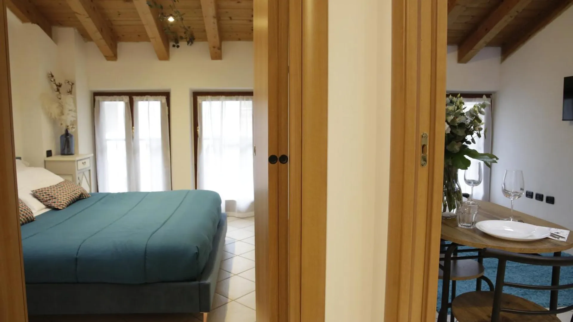 Apartament Midnight Blues For 3 People Near The Airport Azzano San Paolo